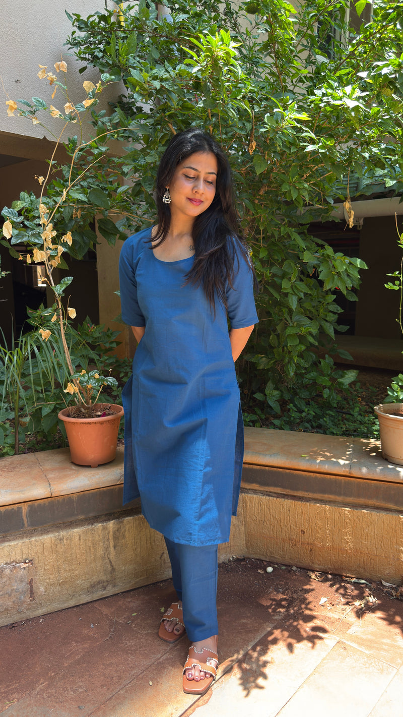Side view of steel blue kurta with relaxed fit and matching pants
